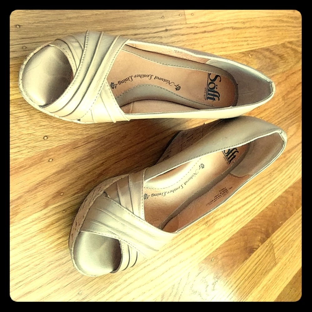 Sofft high wedge comfort leather cork platform